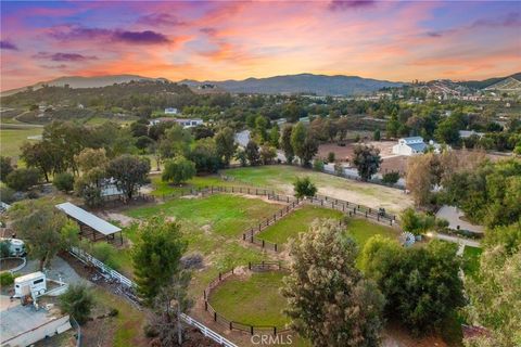 20575 Avenida De Arboles Murrieta CA 92562