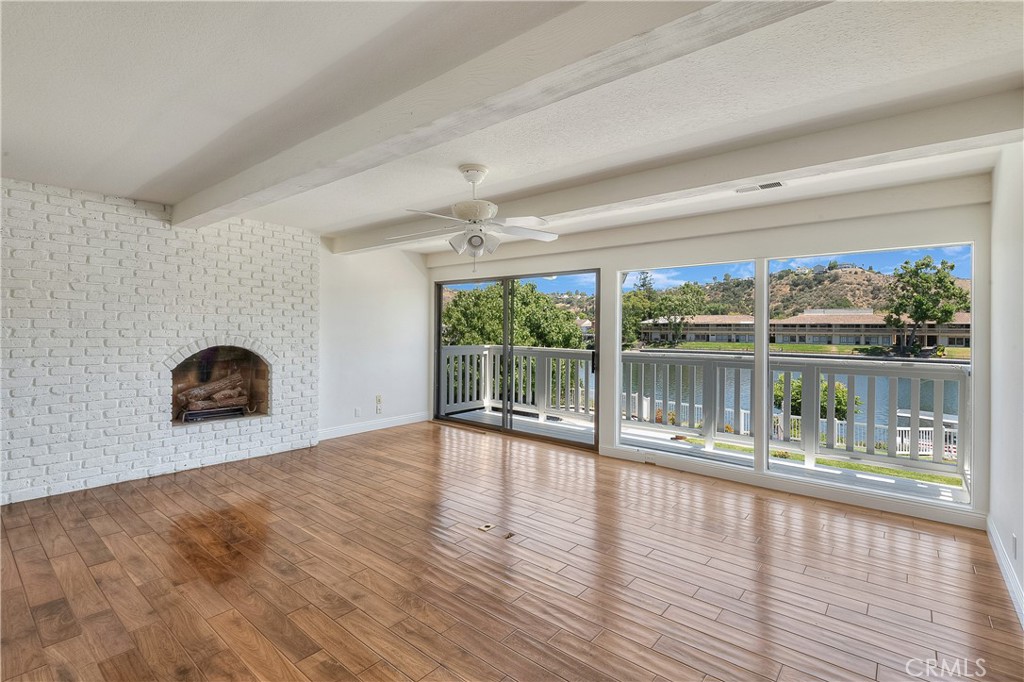 Westlake Island (711) - Residential