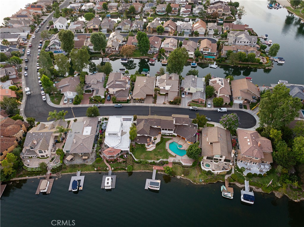 Westlake Island (711) - Residential