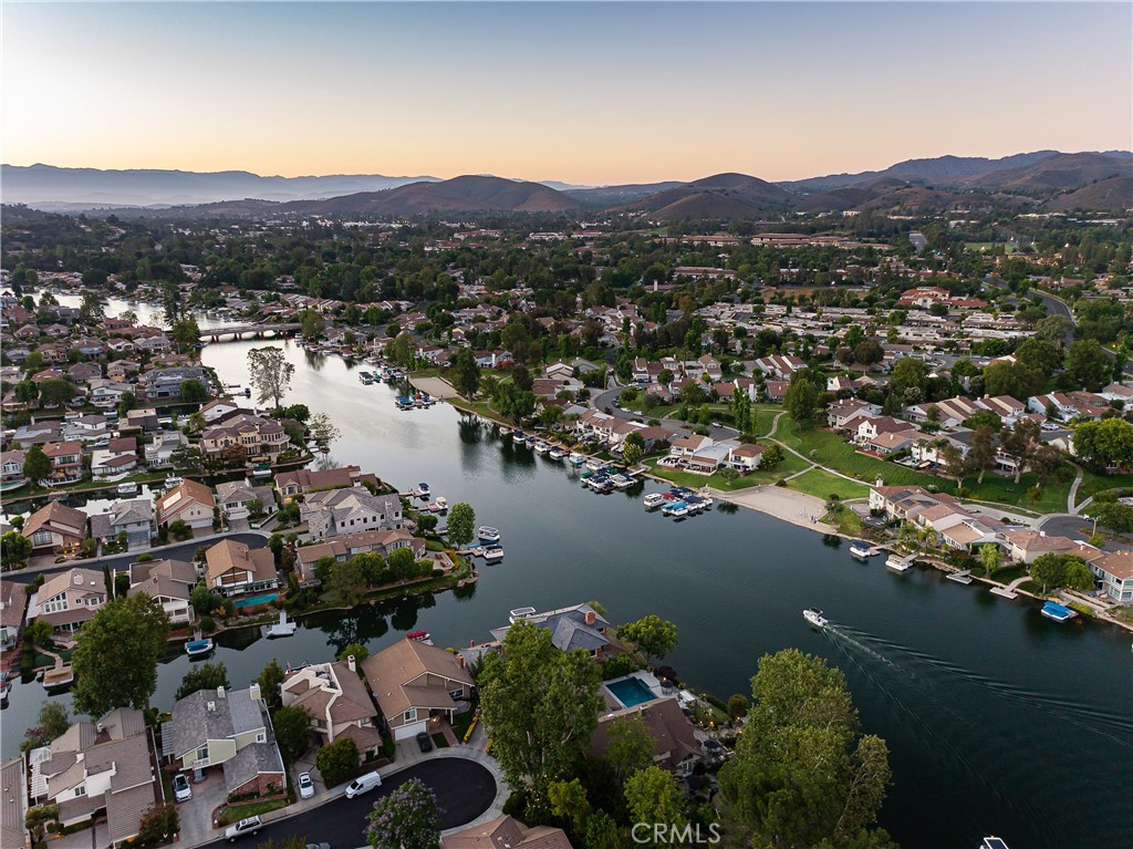 Westlake Island (711) - Residential