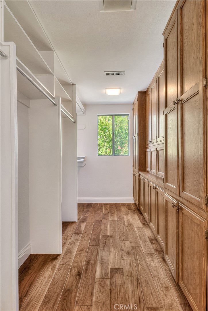 Westlake Island (711) - Residential