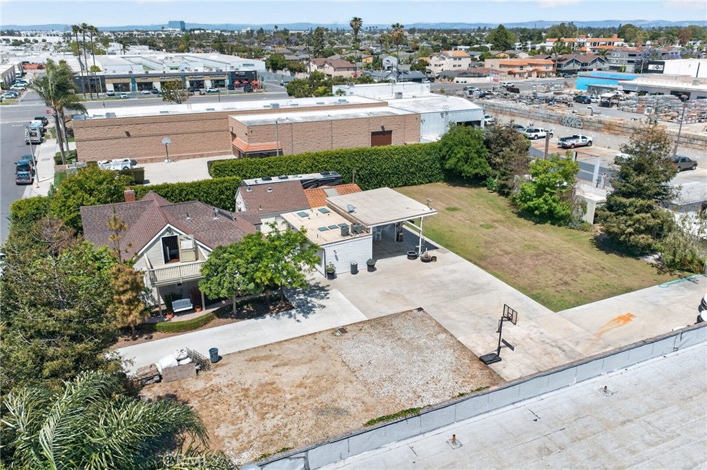 17066 Palmdale