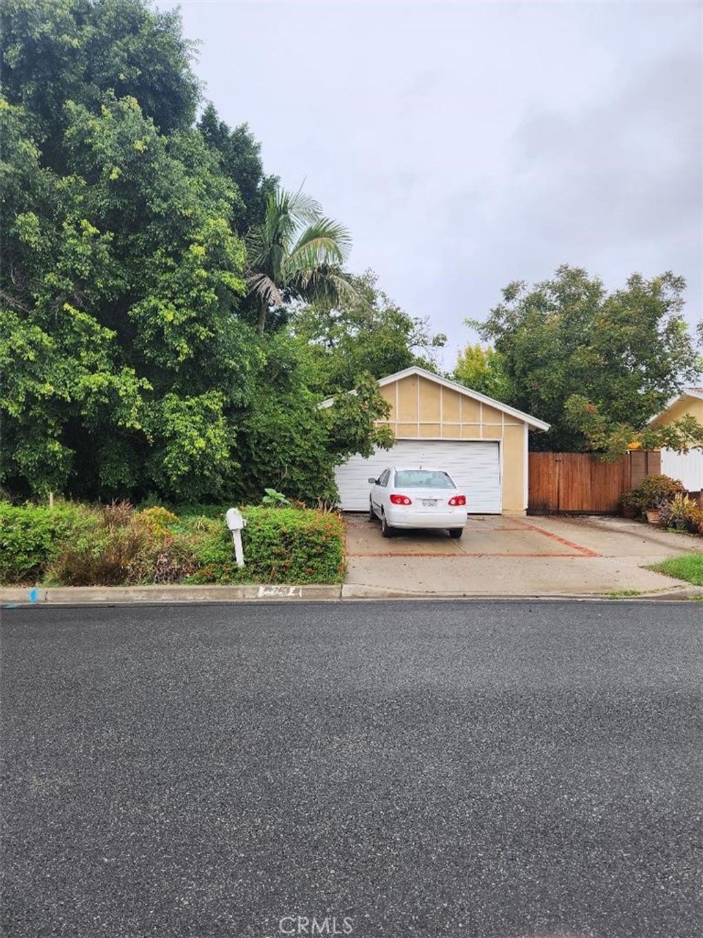 Photo of 3297 ELMORE, Simi Valley, CA 93063 (MLS # SR25260461)