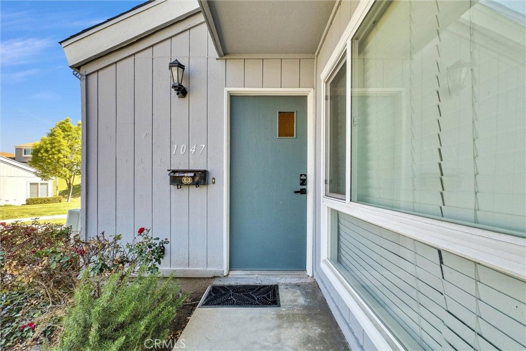 1047 Canyon Spring Lane