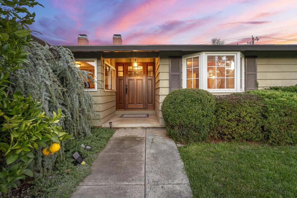 1446 La Crosse Drive