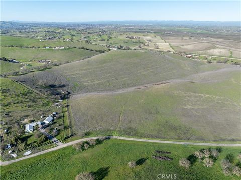 Tiny photo for 0 Hermosa Road, Templeton, CA 93465 (MLS # NS23059177)