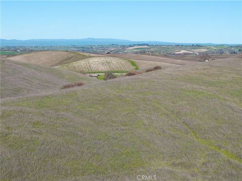 Tiny photo for 0 Hermosa Road, Templeton, CA 93465 (MLS # NS23059177)