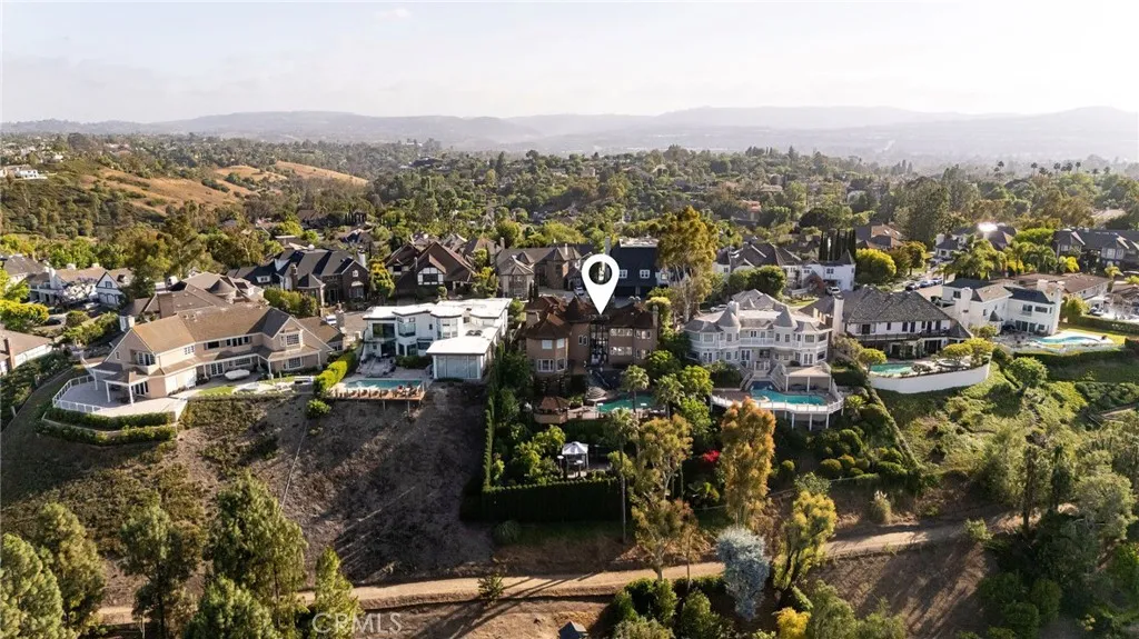 Laguna Hills, California 92653, United States, 5 Bedrooms Bedrooms, ,6 BathroomsBathrooms,Residential,Active,243018