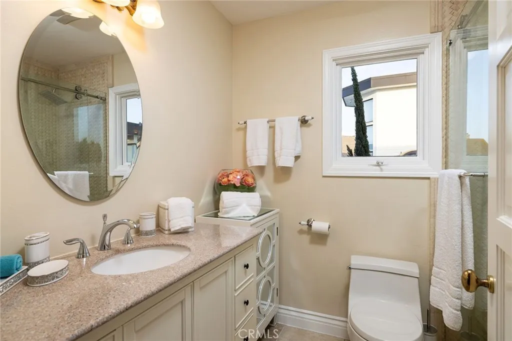 Laguna Hills, California 92653, United States, 5 Bedrooms Bedrooms, ,6 BathroomsBathrooms,Residential,Active,243018