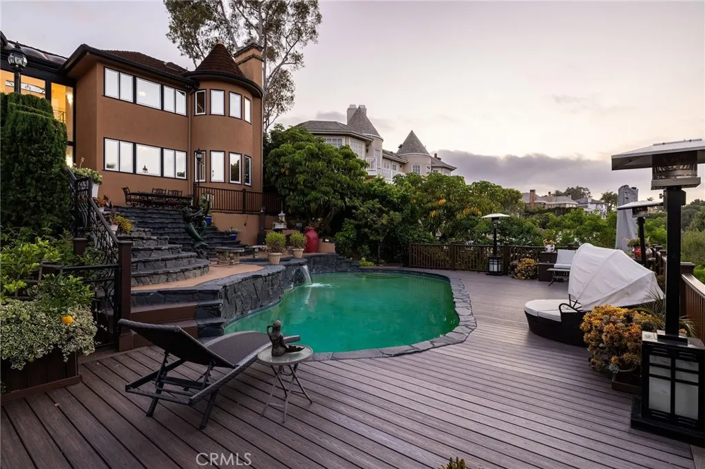 Laguna Hills, California 92653, United States, 5 Bedrooms Bedrooms, ,6 BathroomsBathrooms,Residential,Active,243018