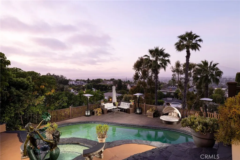 Laguna Hills, California 92653, United States, 5 Bedrooms Bedrooms, ,6 BathroomsBathrooms,Residential,Active,243018