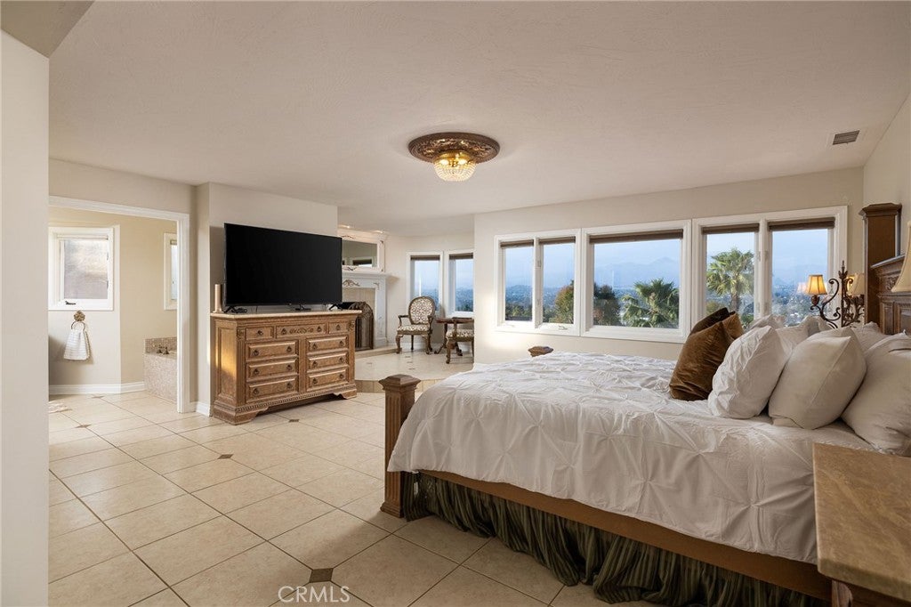 25761 HIGHPLAINS, Laguna Hills CA 92653 - Photo 24