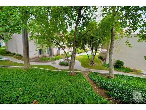 Town & Country Condos (811) - Residential Lease