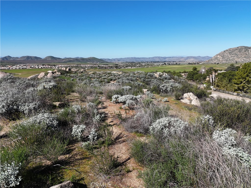 27 Starlight Mesa Drive
