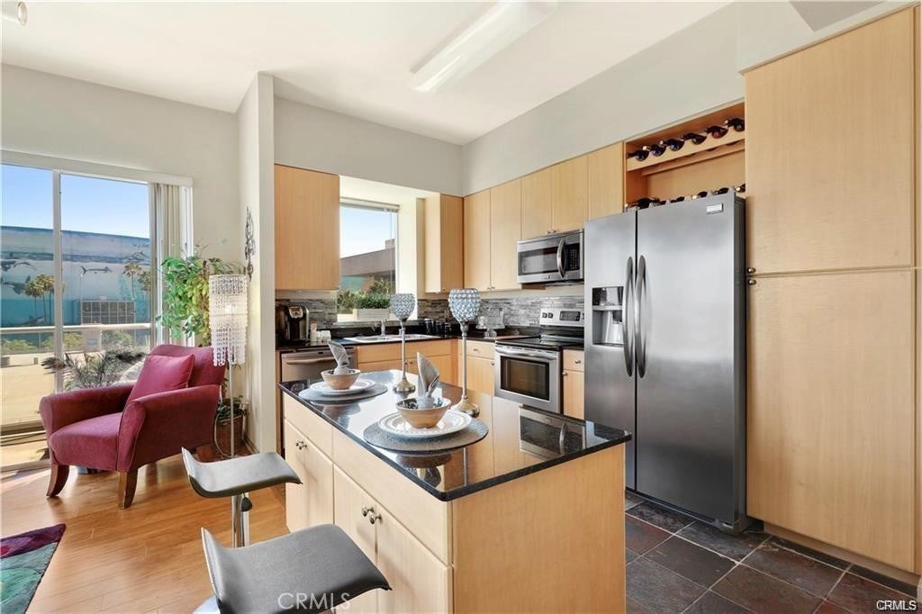 388 E Ocean Boulevard 317