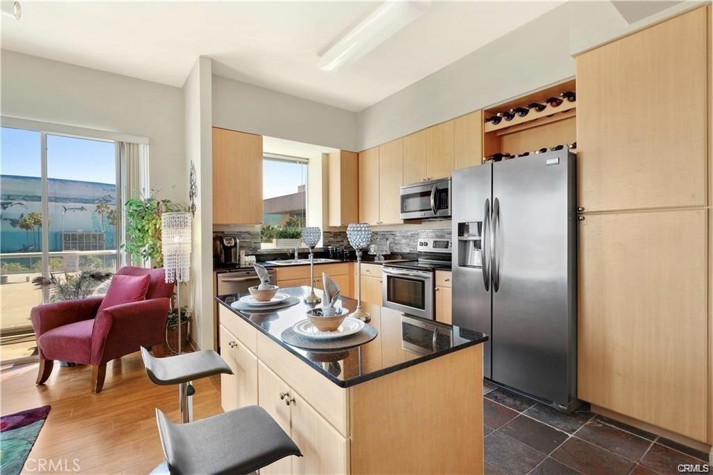 388 E Ocean Boulevard 317