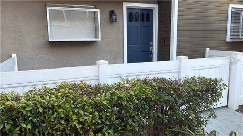 Photo of 113 Dogwood LN, Aliso Viejo, CA 92656 (MLS # OC26190986)