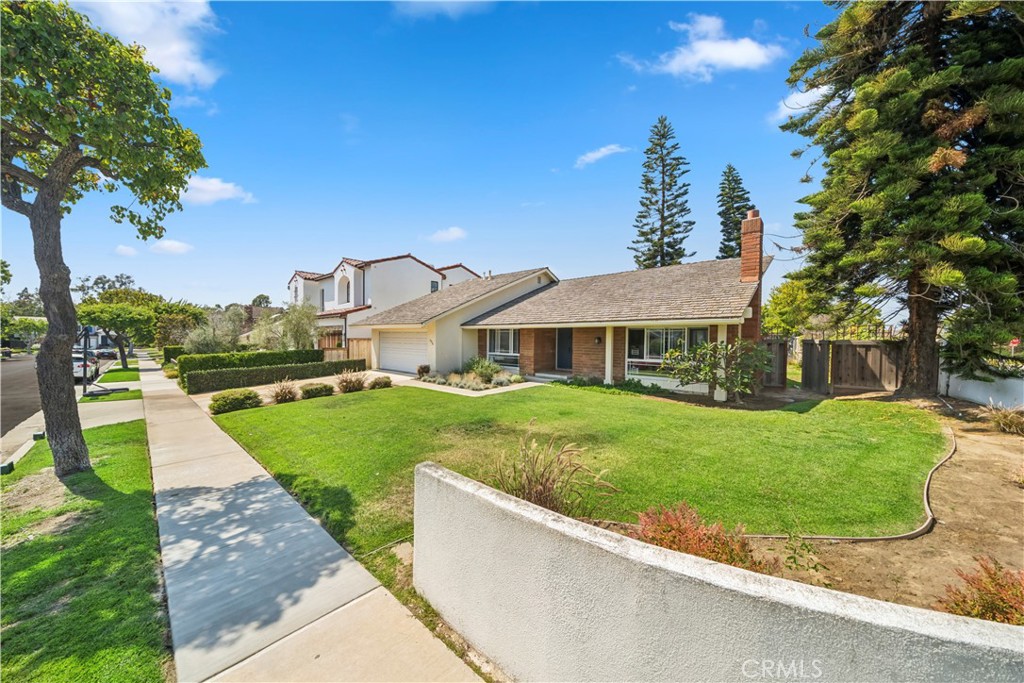 1724 Port Charles Place