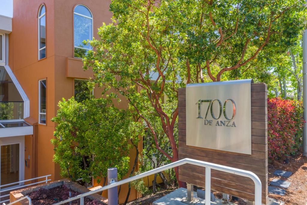 1700 De Anza Boulevard 109C