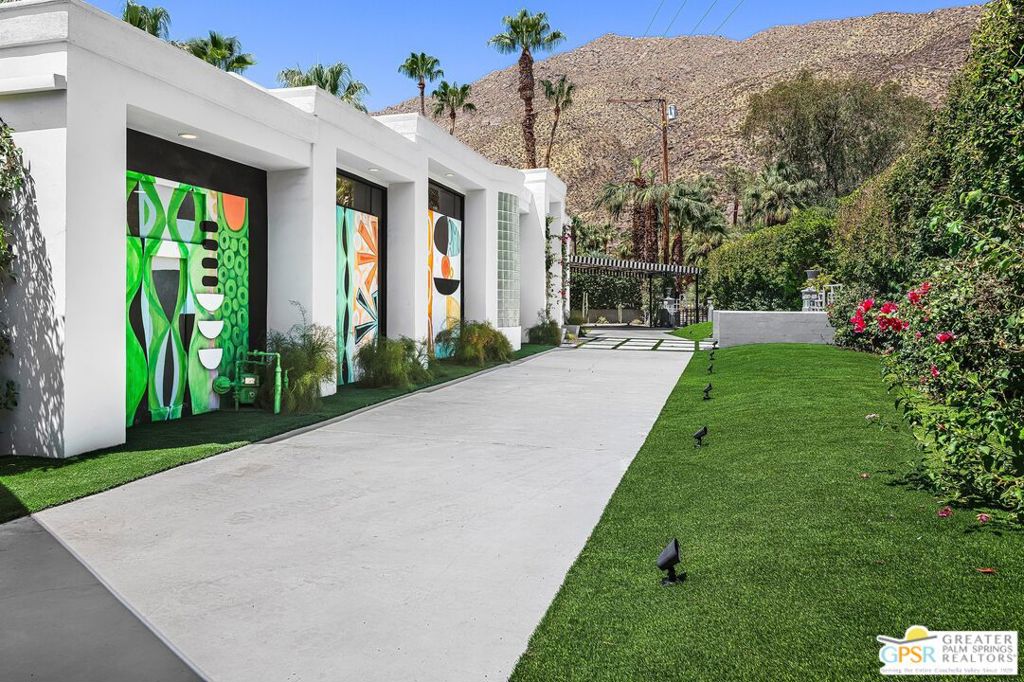 Properties 2 153 W El Camino Way
