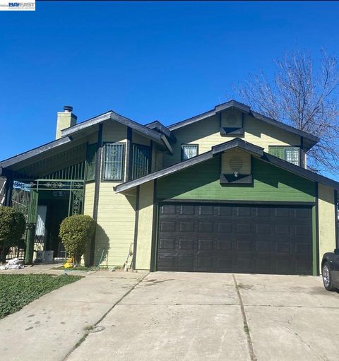 Photo of 2113 Pyrenees Ave Ave, Stockton, CA 95210 (MLS # 41133429)
