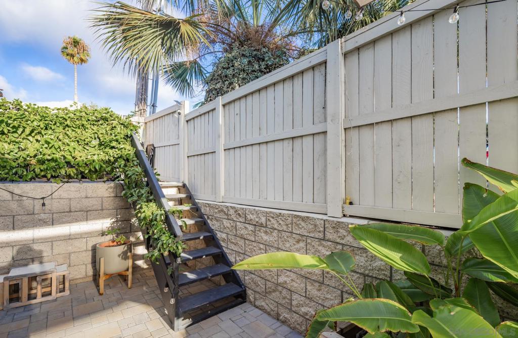 Cardiff By The Sea - Residential