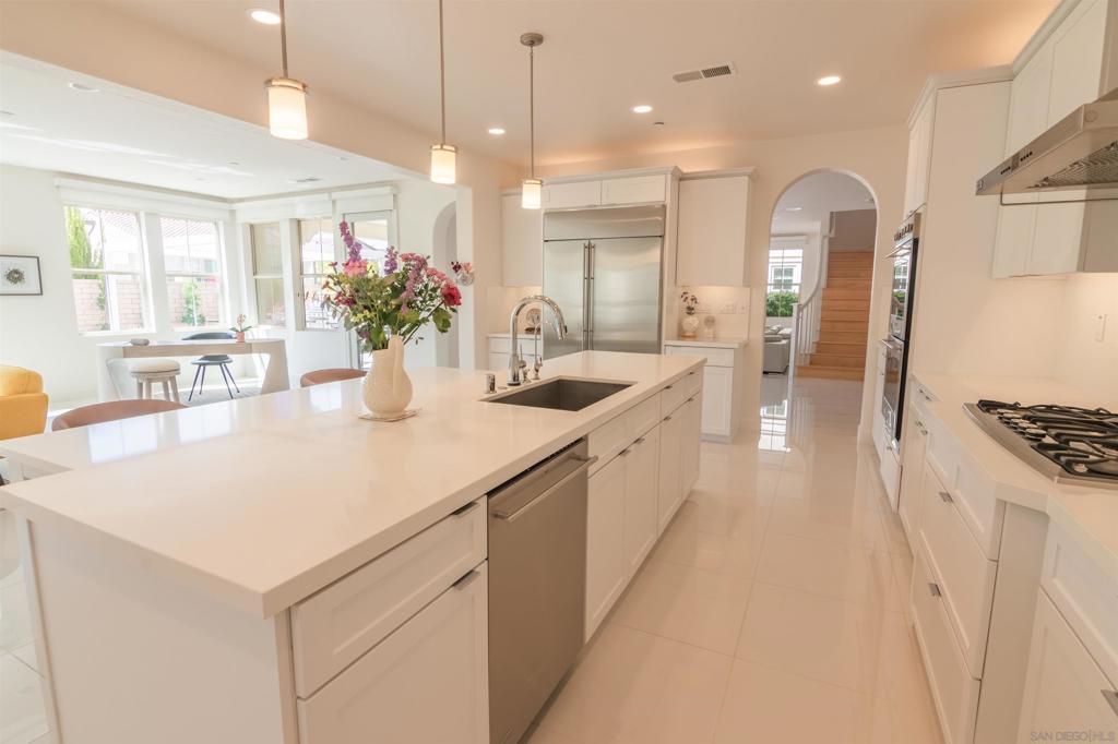 6263 Sagebrush Bend Way