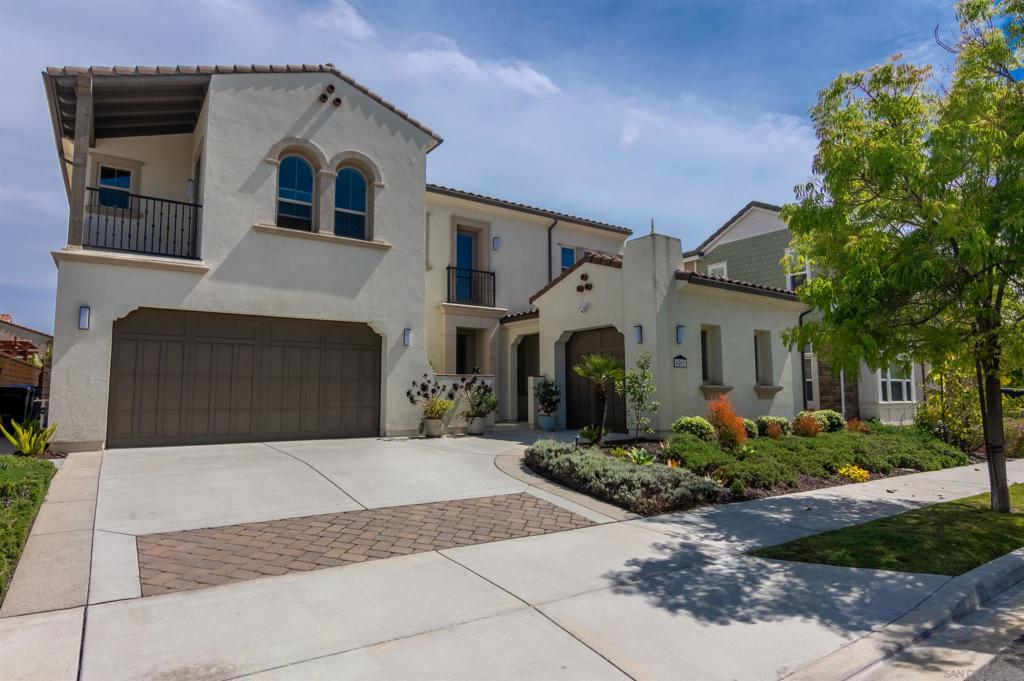 6263 Sagebrush Bend Way