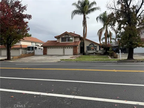 2421 Mangular Ave, Corona, CA 92882 - MLS#: WS26001750