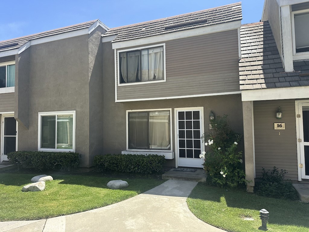 14 Greenleaf