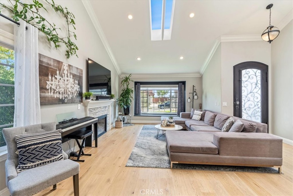 Villa Niguel (VN) - Residential