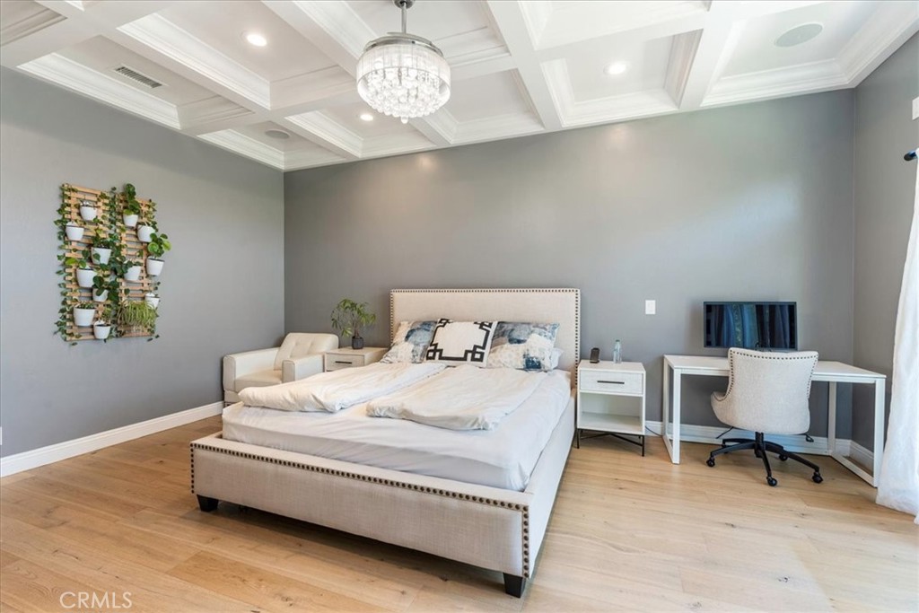 Villa Niguel (VN) - Residential