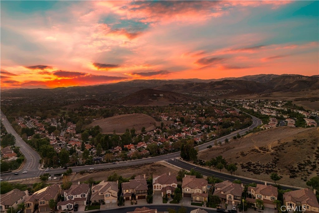 5777 Indian Pointe Drive