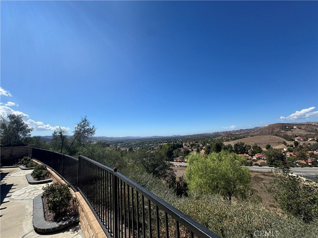 5777 Indian Pointe Drive