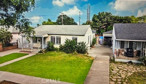 Photo of 3729 Easy Ave, Long Beach, CA 90810 (MLS # DW26178909)