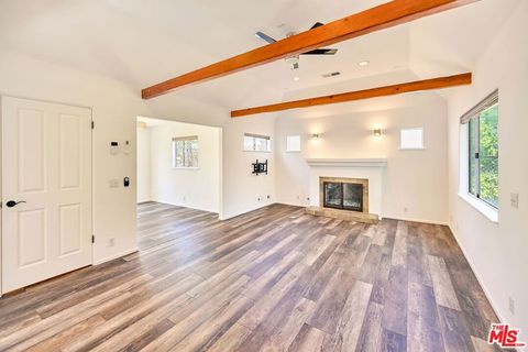 Photo of 655 Brooks Avenue, Venice, CA 90291 (MLS # 26703057)