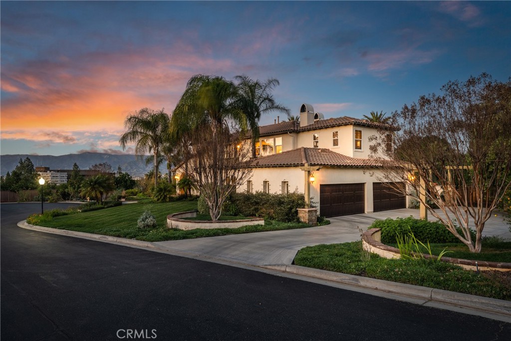 571 Wooden Bridge Lane