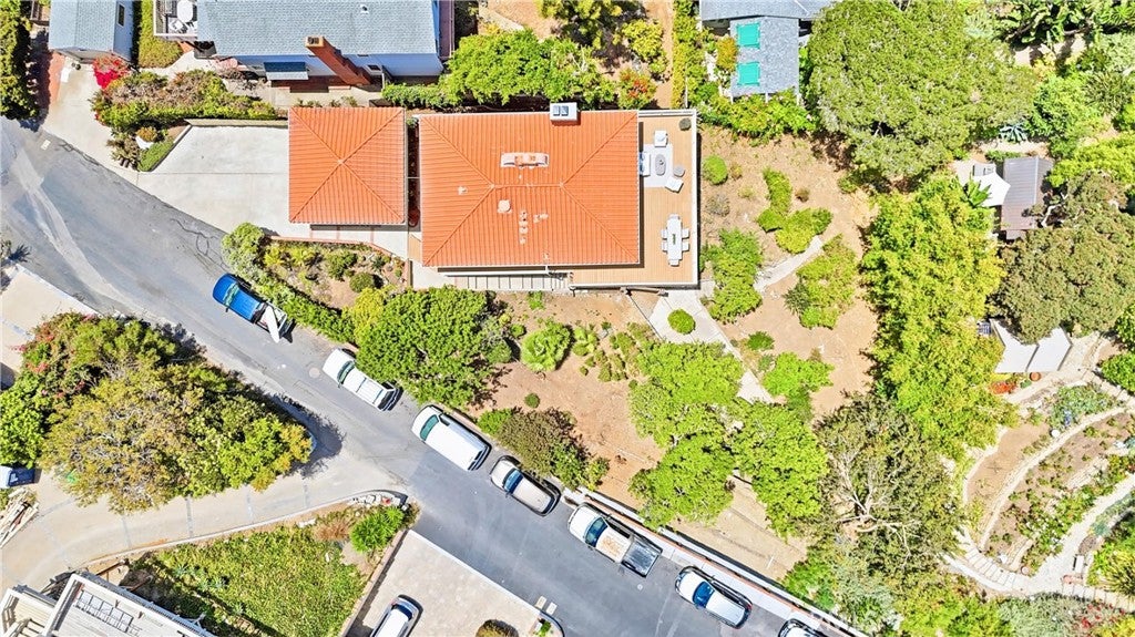 32021 & 32001 sunset Avenue, Laguna Beach CA 92651 - Photo 6