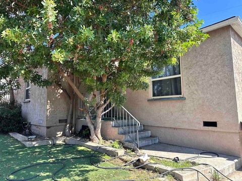 Photo of 4156 Franklin Ave AVE, San Diego, CA 92113 (MLS # PTP2604993)