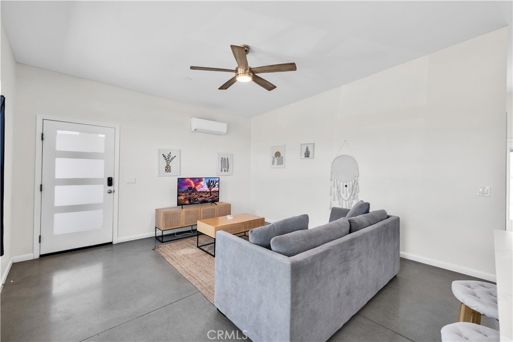 7276 Encina Road
