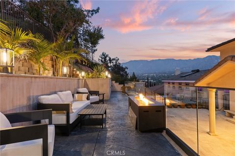Photo of 3435 Oakmont View Drive, Glendale, CA 91208 (MLS # GD26067520)