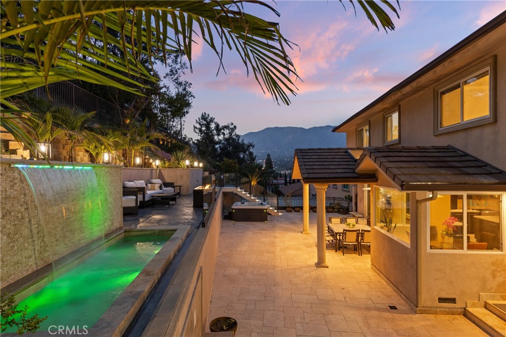 3435 Oakmont View Drive