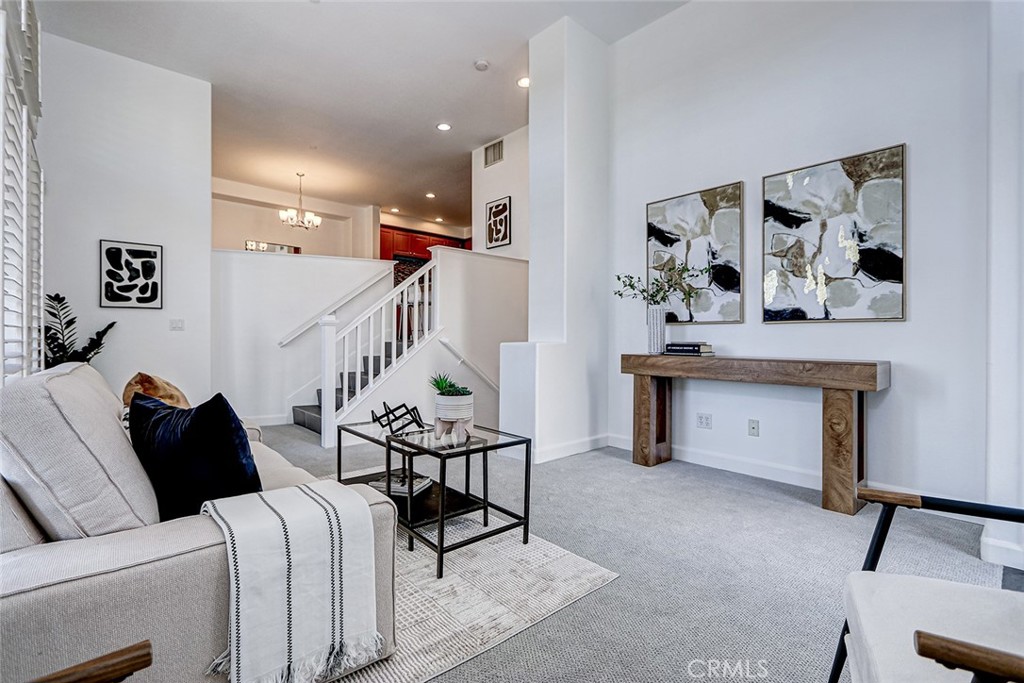 5410 W 149th 12