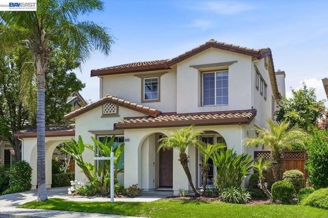 Photo of 5688 CEDAR CREST TER, Dublin, CA 94568 (MLS # 41138615)