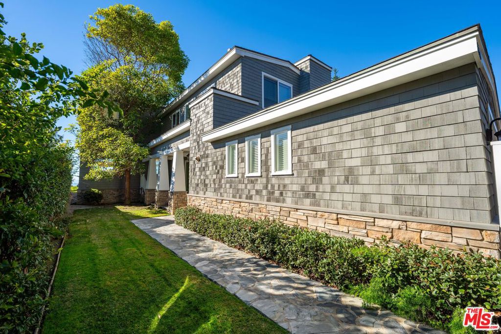 5518 Rincon Beach Park Drive