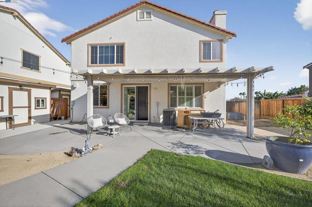 BRENTWOOD HILLS - Residential