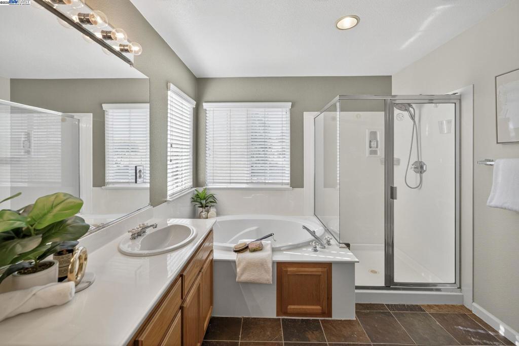 BRENTWOOD HILLS - Residential