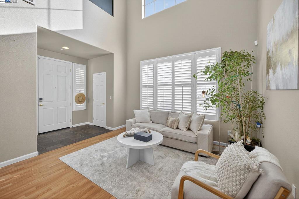 BRENTWOOD HILLS - Residential