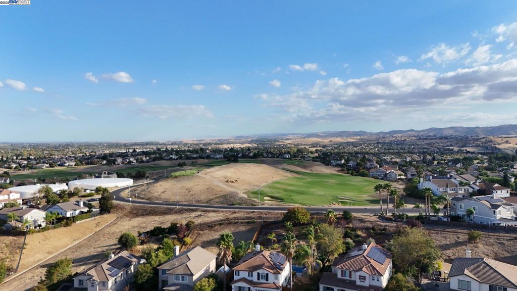BRENTWOOD HILLS - Residential
