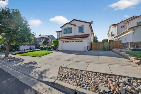 Photo of 729 Copperfield Ct Ct, Brentwood, CA 94513 (MLS # 41114626)